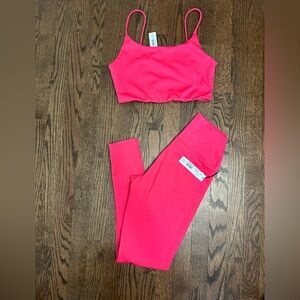 ✨ Alice + Olivia Wild Pink Activewear Set – Bra M + Leggings S✨
